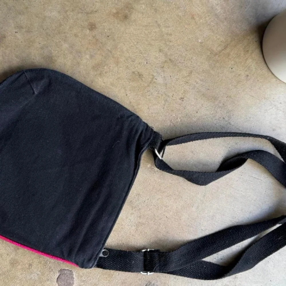 Rare Justin Bieber Fever Y2K black & pink crossbody bag